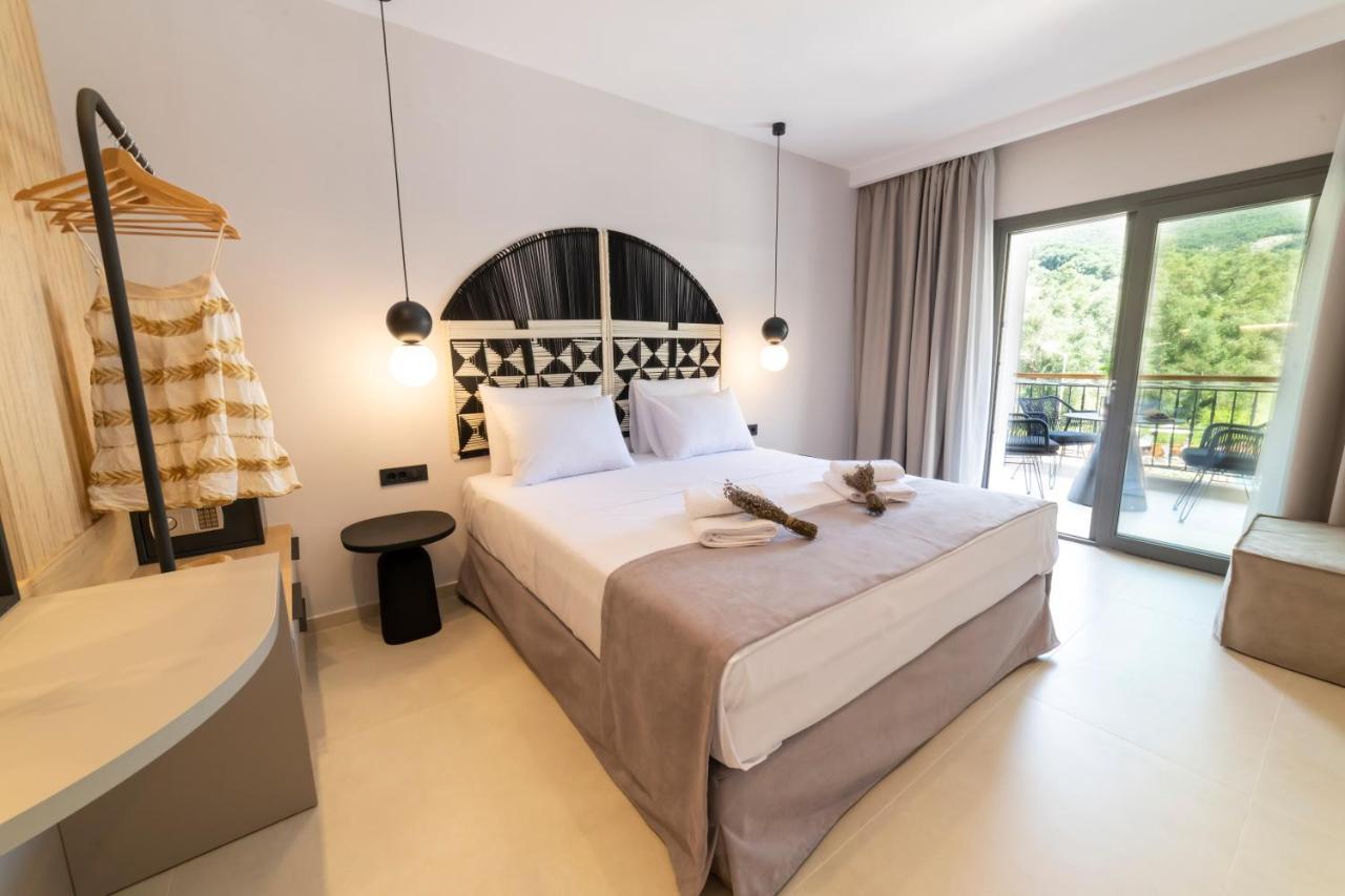 Anesis Deluxe Apartments 帕尔加 外观 照片