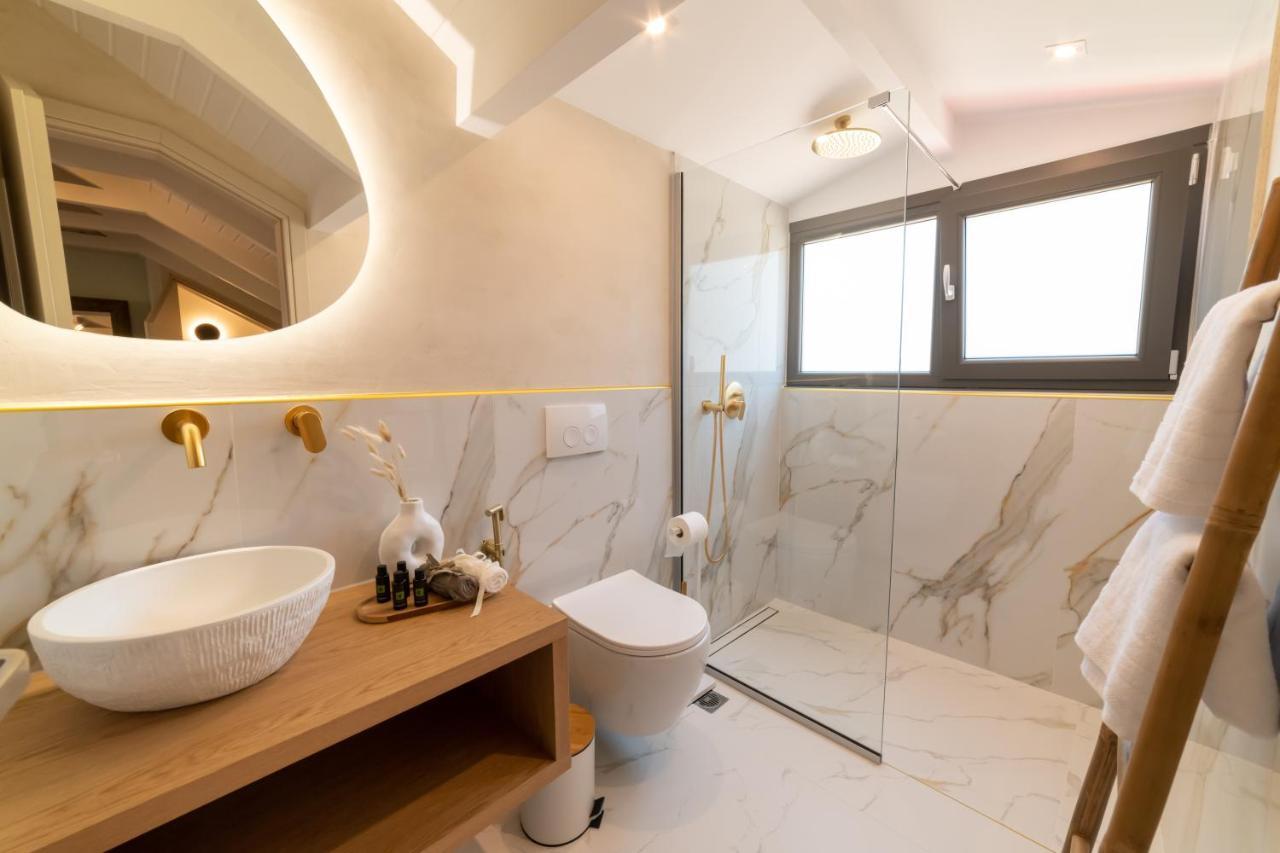 Anesis Deluxe Apartments 帕尔加 外观 照片